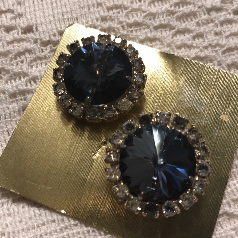 Fashion earrings